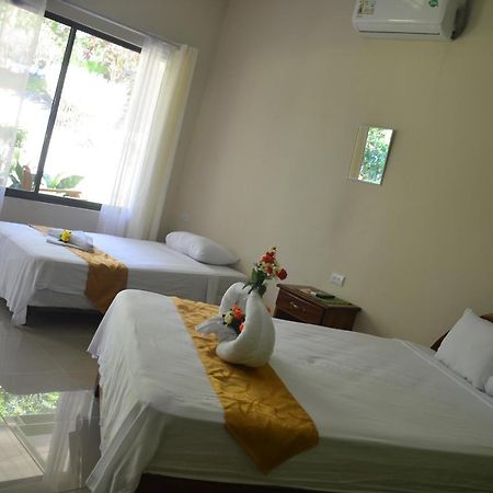 Manuel Antonio Hostel Resort Ngoại thất bức ảnh