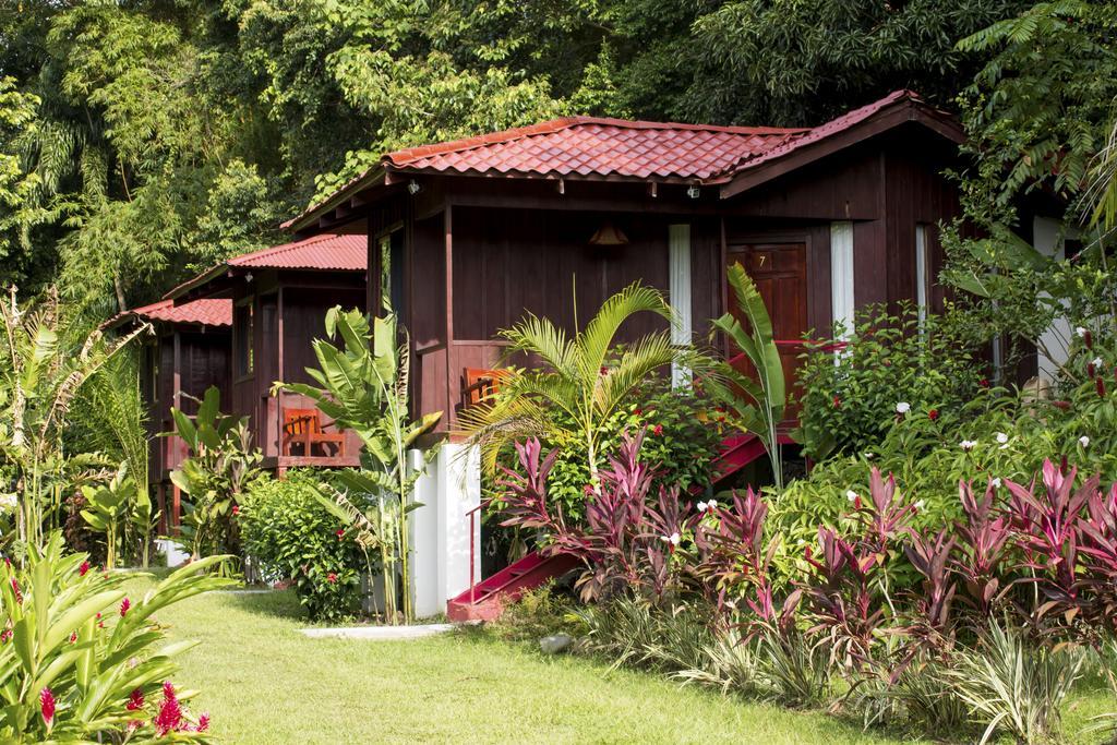 Manuel Antonio Hostel Resort Ngoại thất bức ảnh