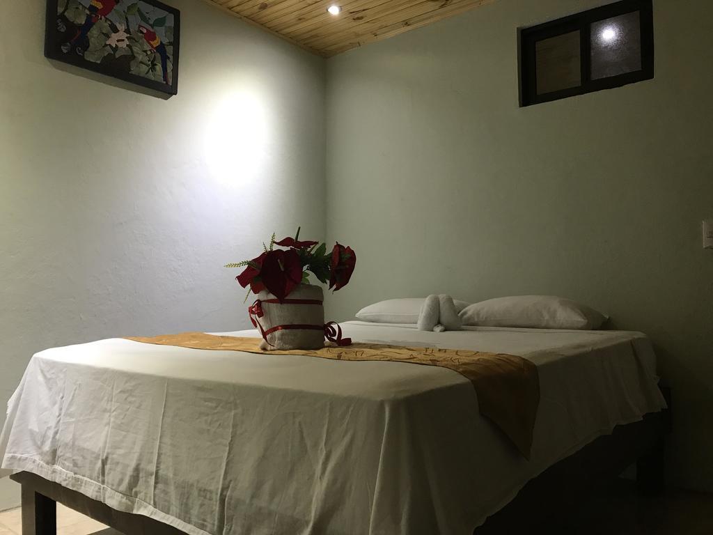 Manuel Antonio Hostel Resort Ngoại thất bức ảnh