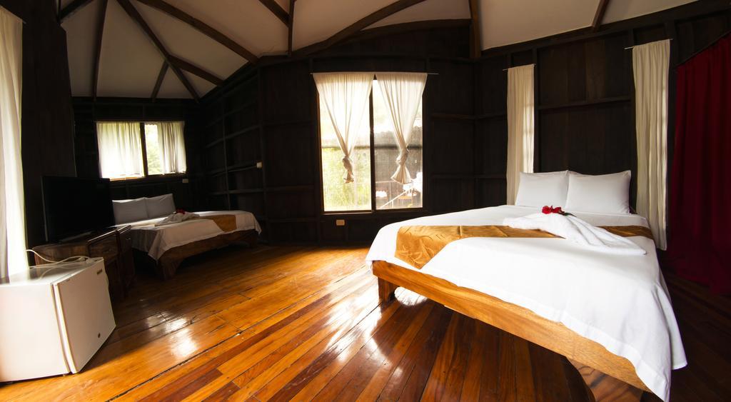Manuel Antonio Hostel Resort Ngoại thất bức ảnh