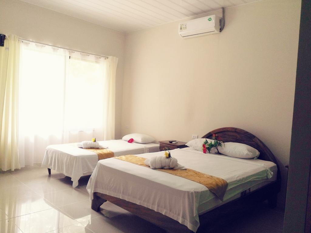Manuel Antonio Hostel Resort Ngoại thất bức ảnh
