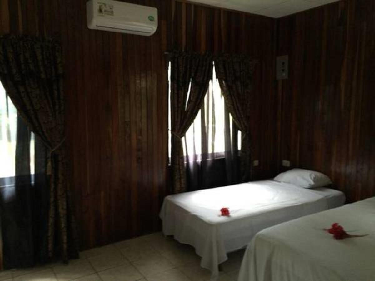 Manuel Antonio Hostel Resort Ngoại thất bức ảnh