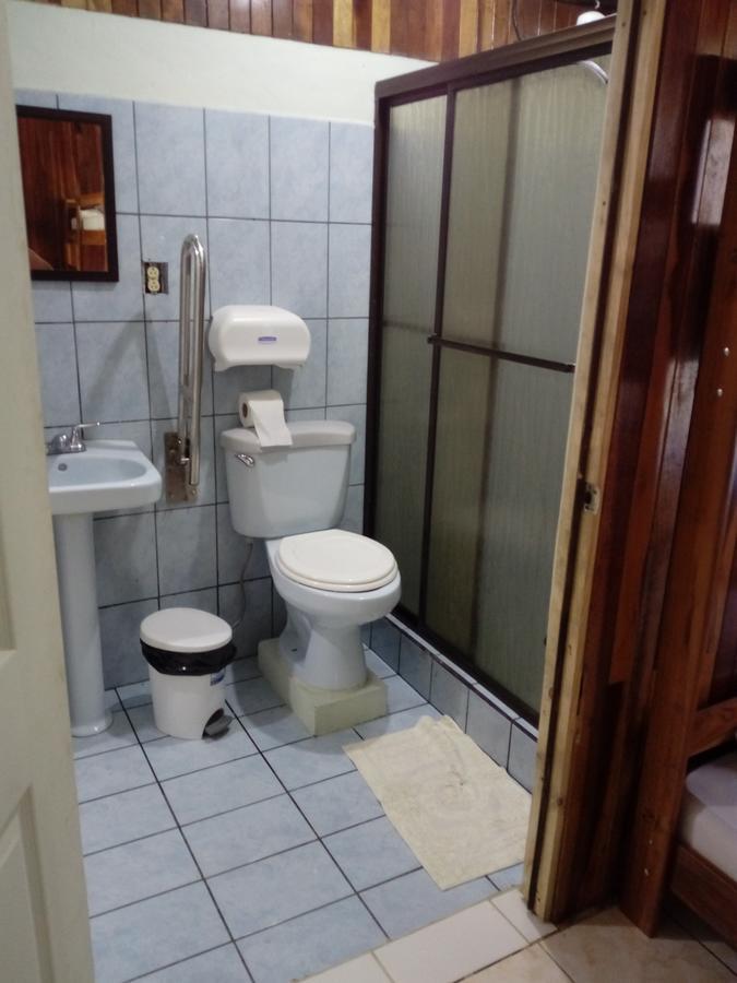 Manuel Antonio Hostel Resort Ngoại thất bức ảnh