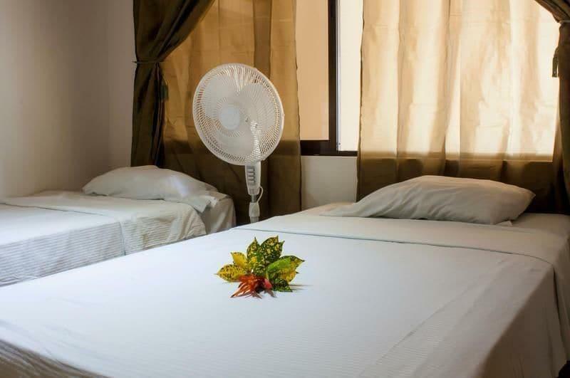 Manuel Antonio Hostel Resort Ngoại thất bức ảnh